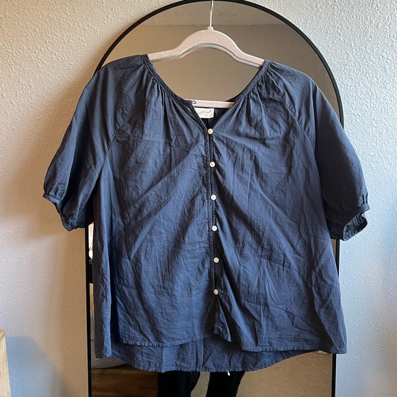 Universal Thread button down blouse - Picture 1 of 1